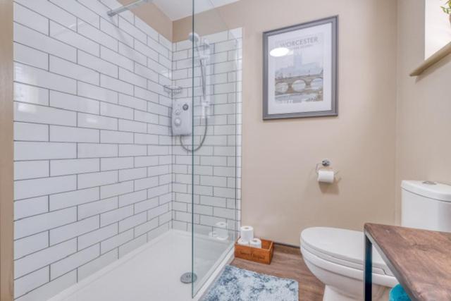 Gorgeous 1-Bed City Apartment, Sleeps 4 วุร์สเตอร์ ภายนอก รูปภาพ